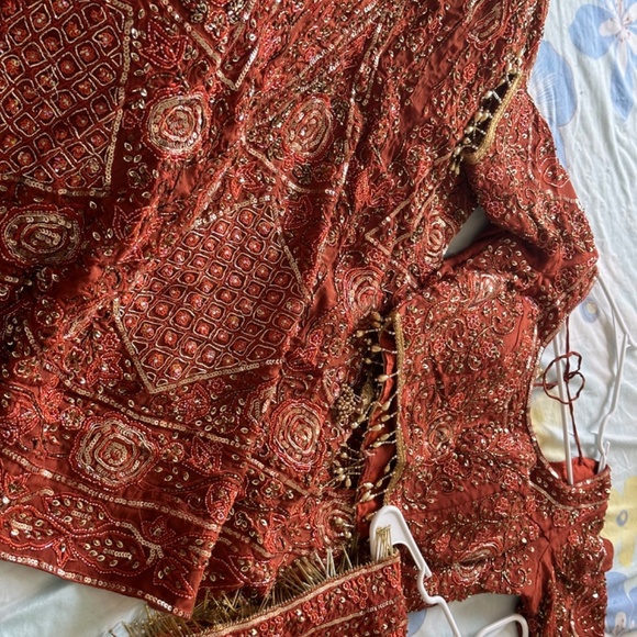 Brand new Bridal lehnga - Picture 3 of 4